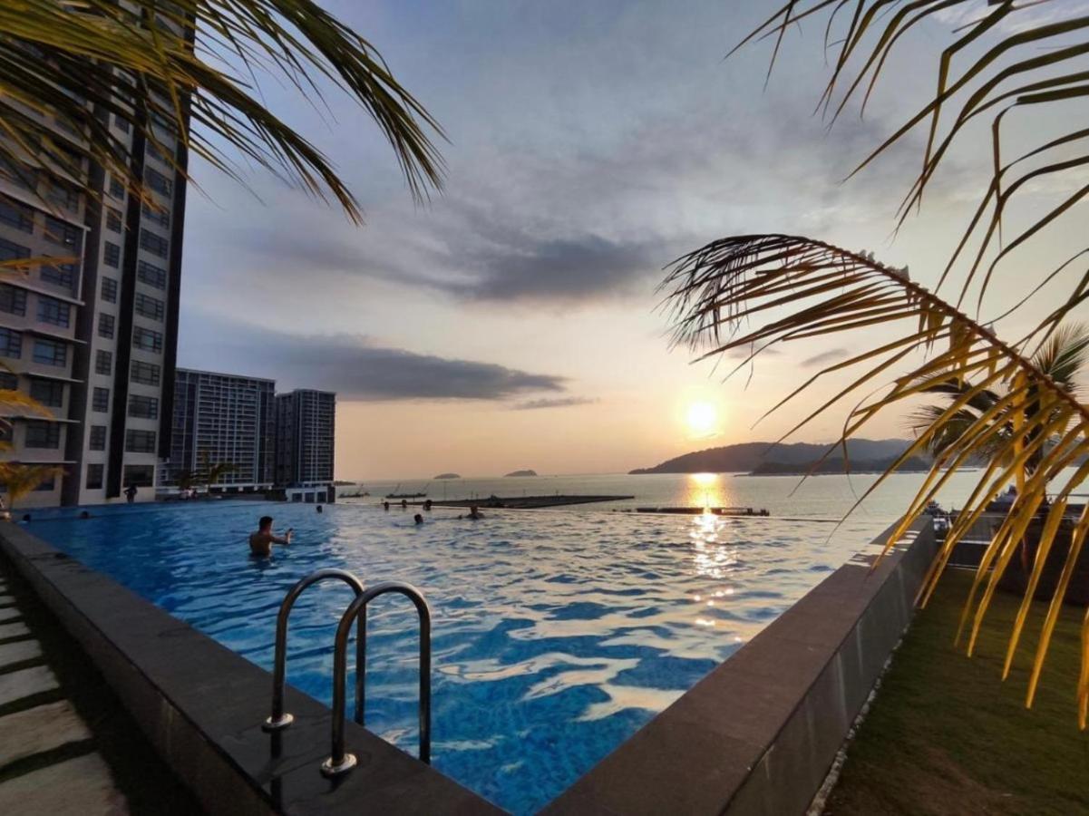 Botiza Suites At Jesselton Quay Kota Kinabalu Ngoại thất bức ảnh