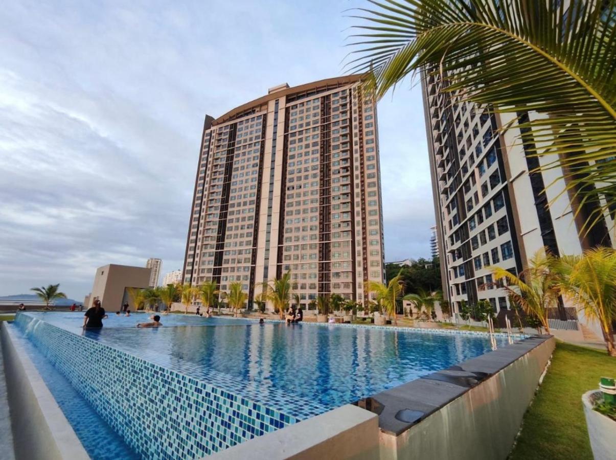 Botiza Suites At Jesselton Quay Kota Kinabalu Ngoại thất bức ảnh