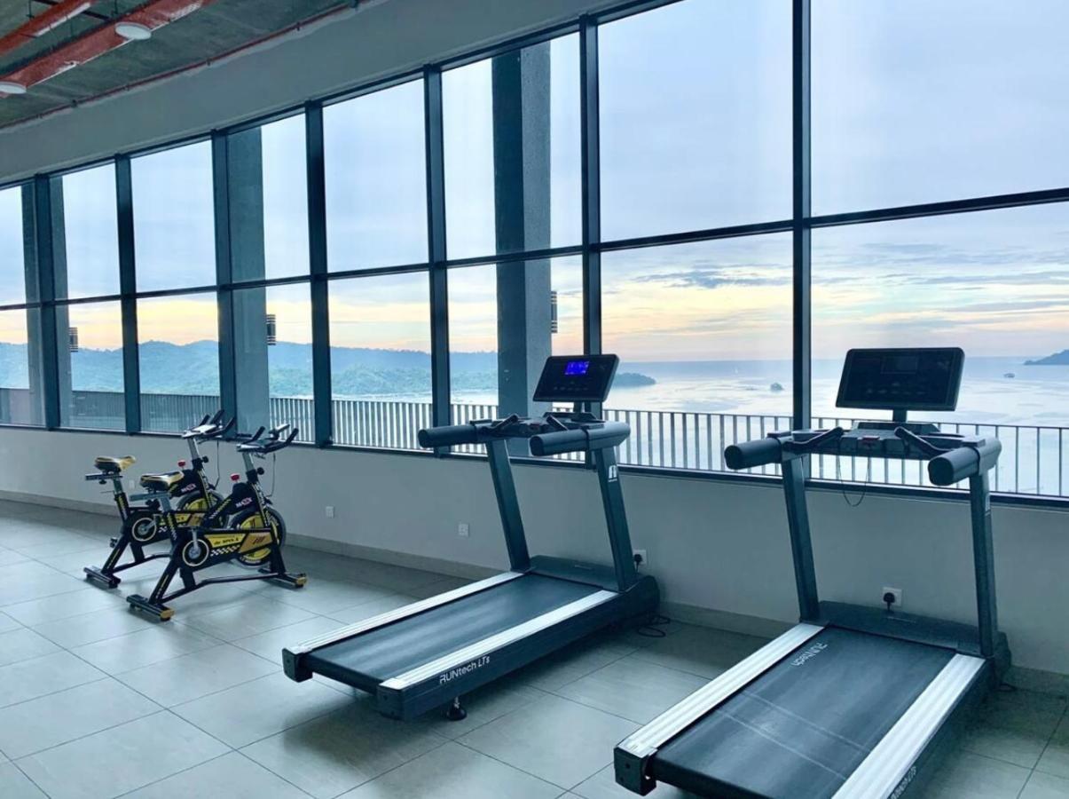 Botiza Suites At Jesselton Quay Kota Kinabalu Ngoại thất bức ảnh