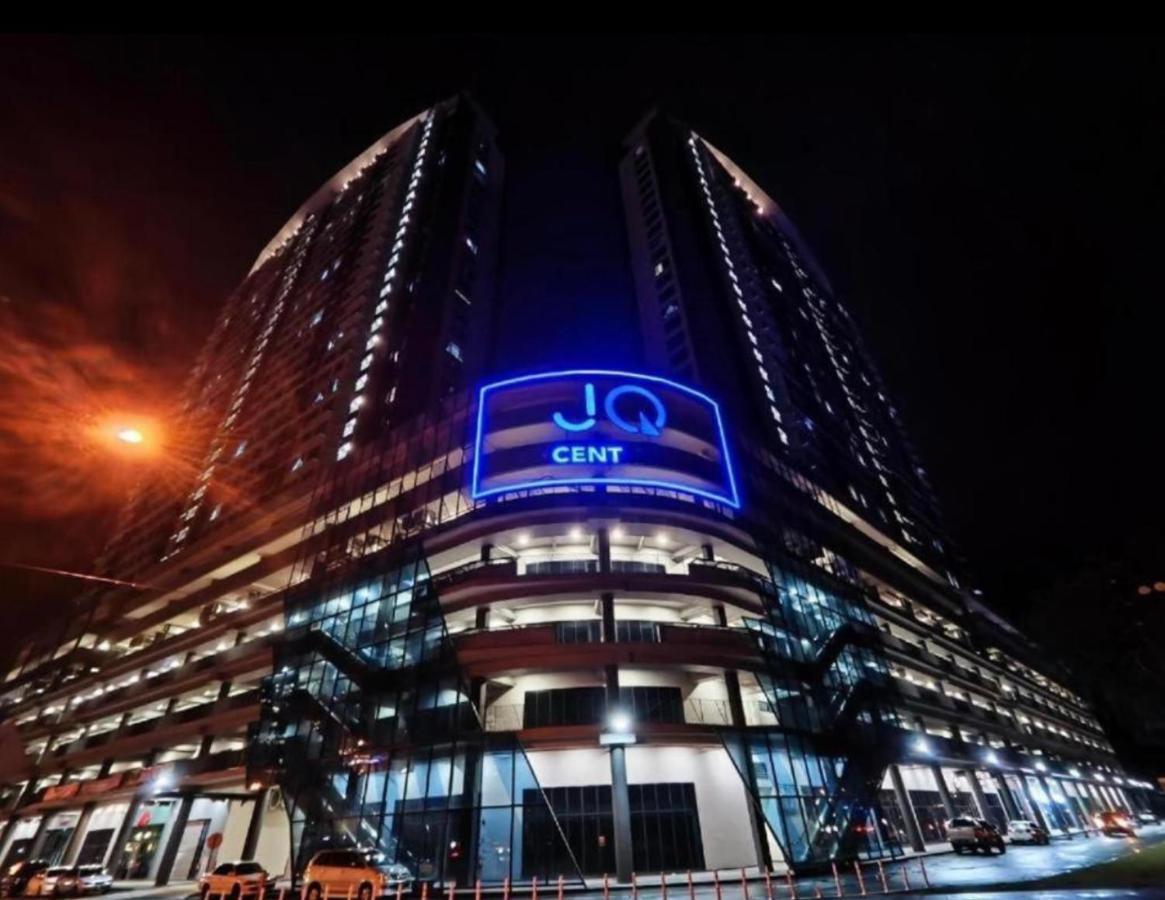 Botiza Suites At Jesselton Quay Kota Kinabalu Ngoại thất bức ảnh